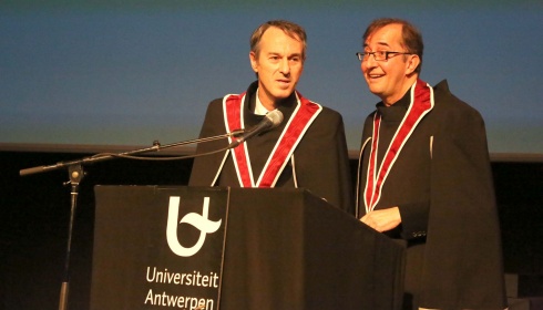 Theatermakers Guy Cassiers en Ivo van Hove krijgen eredoctoraat